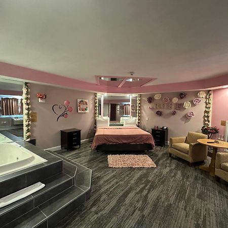 Inn Of The Dove - Romantic Luxury Suites With Jacuzzi & Fireplace At Harrisburg-Hershey-Philadelphia, Pa Extérieur photo
