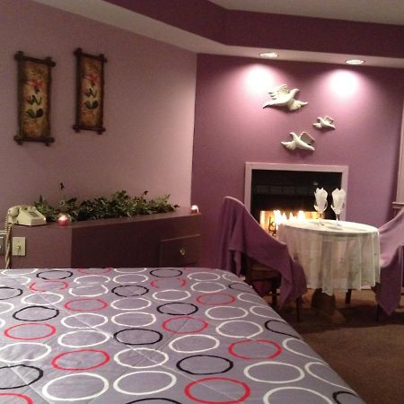 Inn Of The Dove - Romantic Luxury Suites With Jacuzzi & Fireplace At Harrisburg-Hershey-Philadelphia, Pa Chambre photo