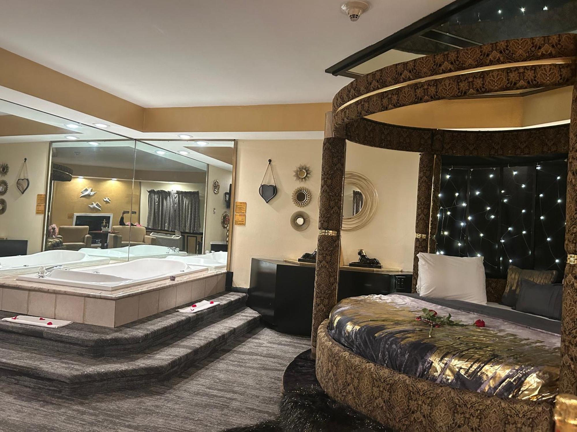 Inn Of The Dove - Romantic Luxury Suites With Jacuzzi & Fireplace At Harrisburg-Hershey-Philadelphia, Pa Extérieur photo